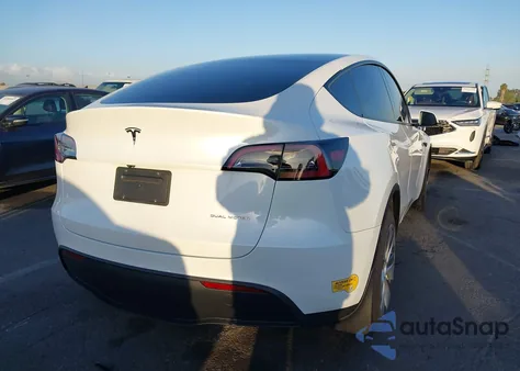 2022 Tesla Model Y Long Range Dual Motor All-Wheel Drive from USA, damaged, VIN 7SAYGDEE9NF453443